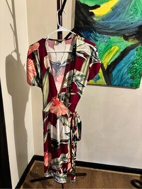 Ann Taylor Petite Floral Wrap Dress Burgandy Tropical size 8P